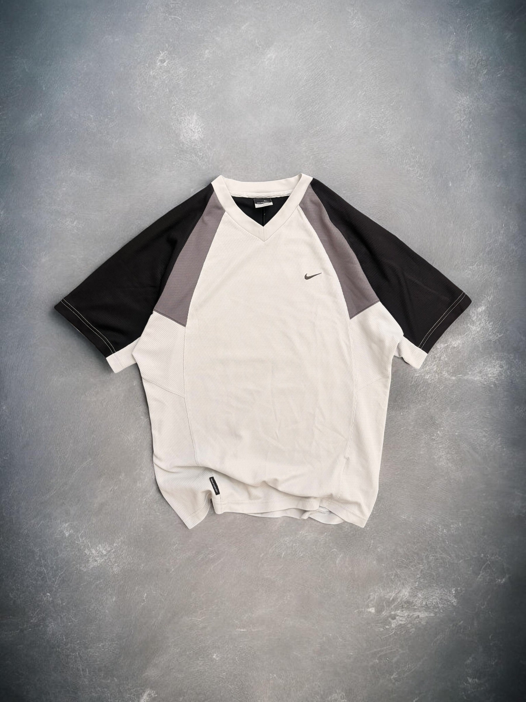 Nike Sphere Dry 2000s Panelled Grey Tee