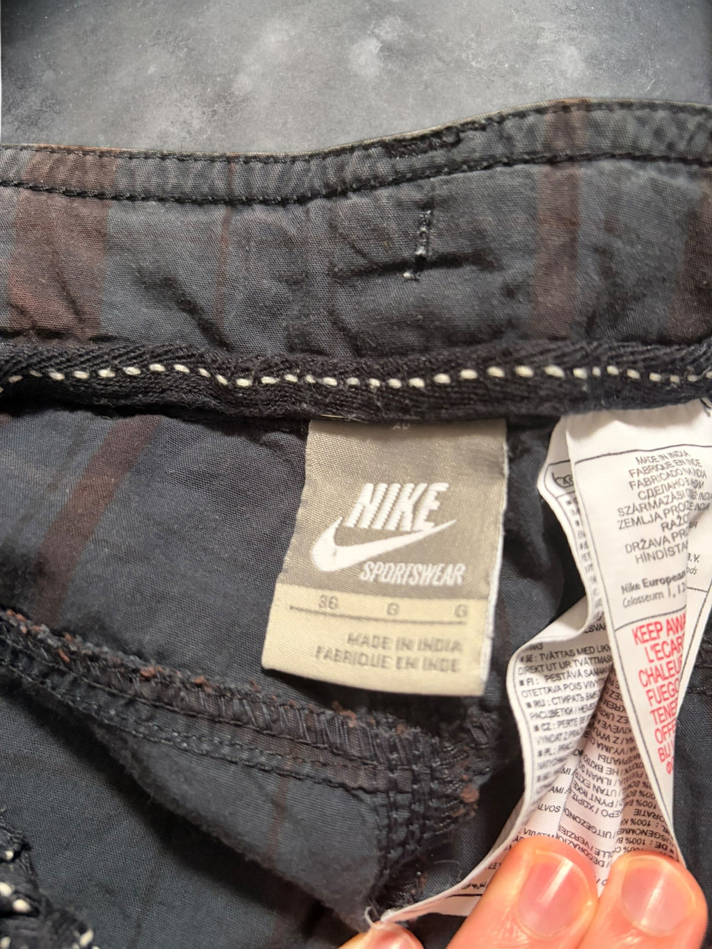 Nike Vintage 2000s Plaid Grey Shorts