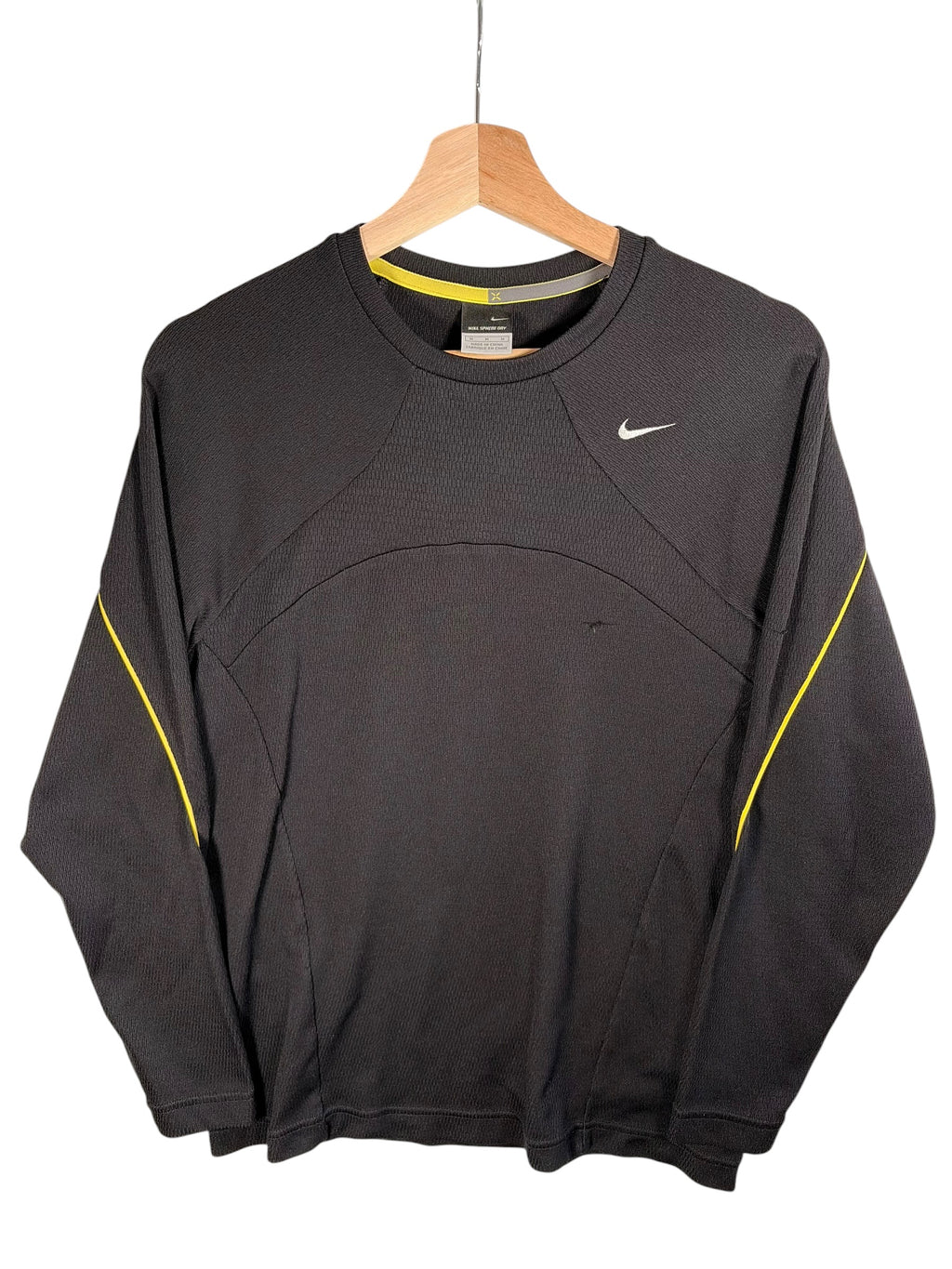 Nike Sphere Dry 2000s Black & Yellow Long Sleeve Tee
