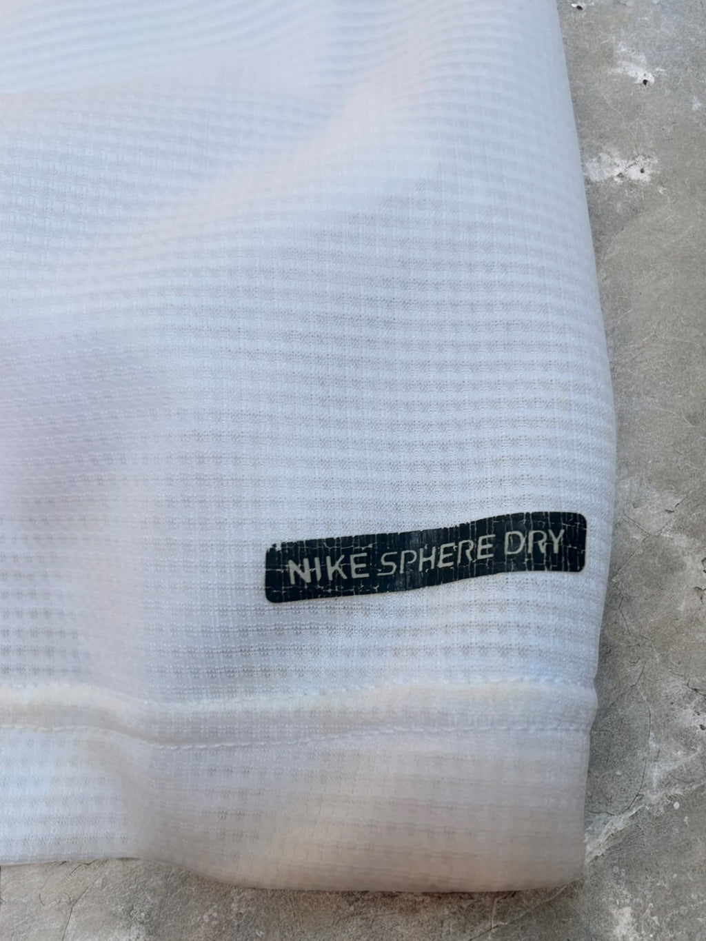 Vintage Early 2000s Nike Sphere Dry Black & White T90 Panelled Tee