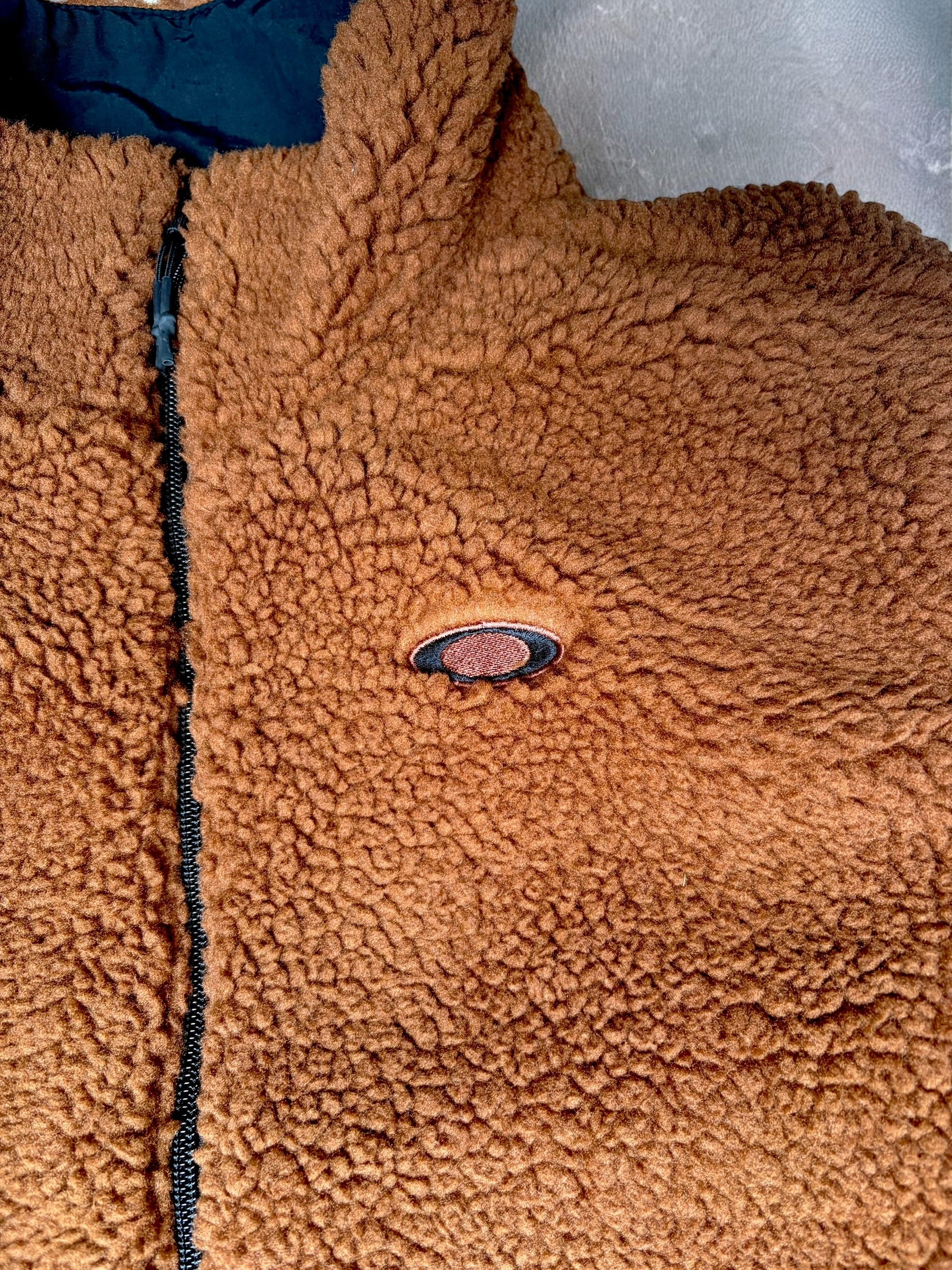 Oakley Vintage Boa Fleece Brown Black Jacket