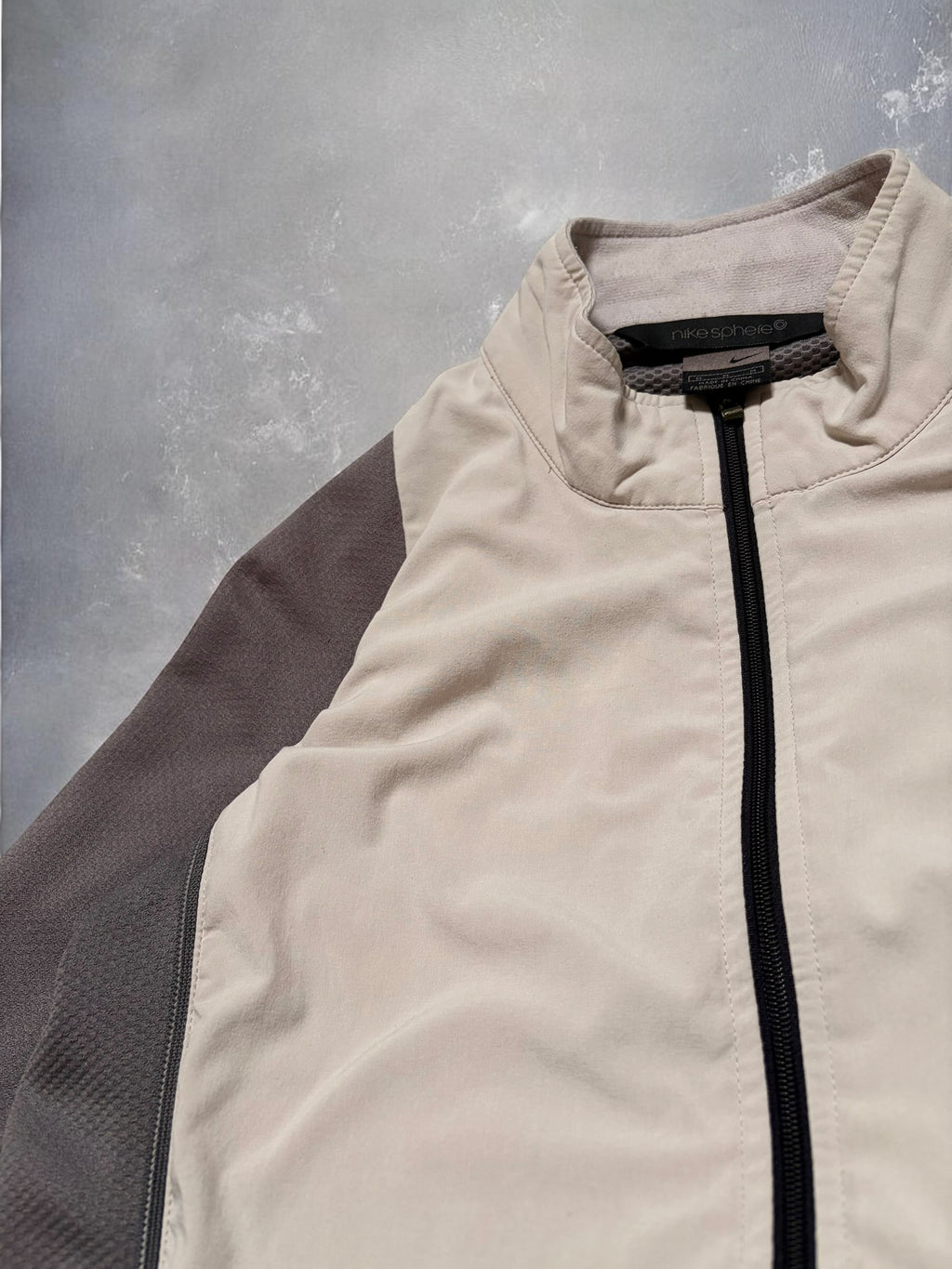 Vintage Early 2000s Nike Sphere Dry White & Grey Jacket