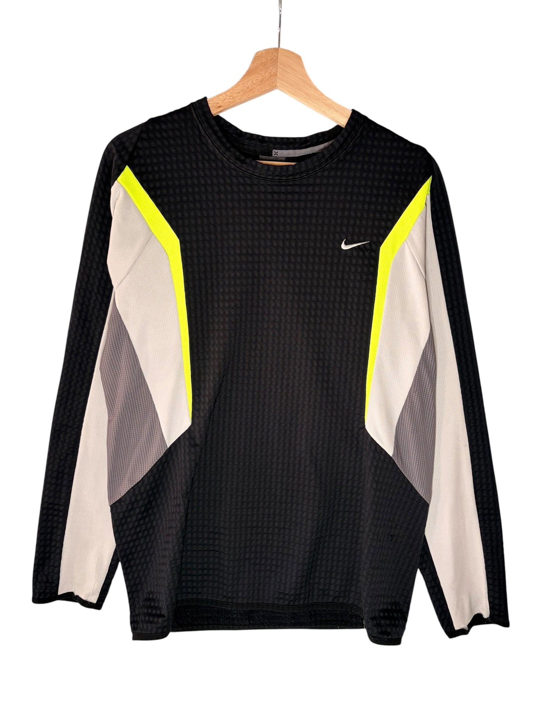 Nike Sphere Thermal Black Long Sleeve Top