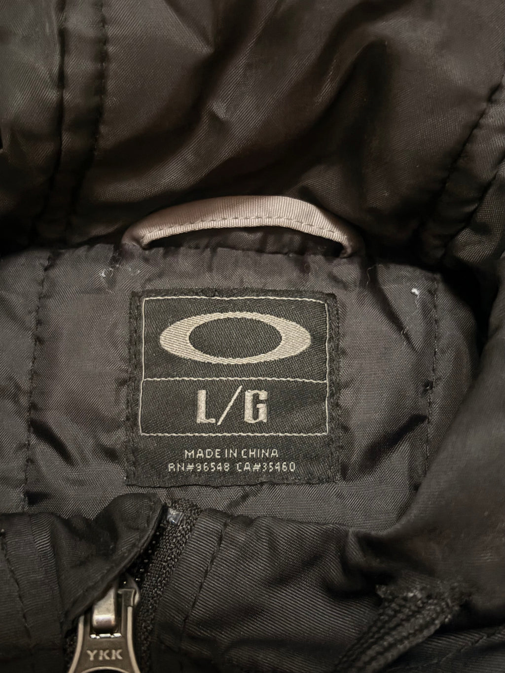 Oakley Panelled Lightweight Puffer Jacket