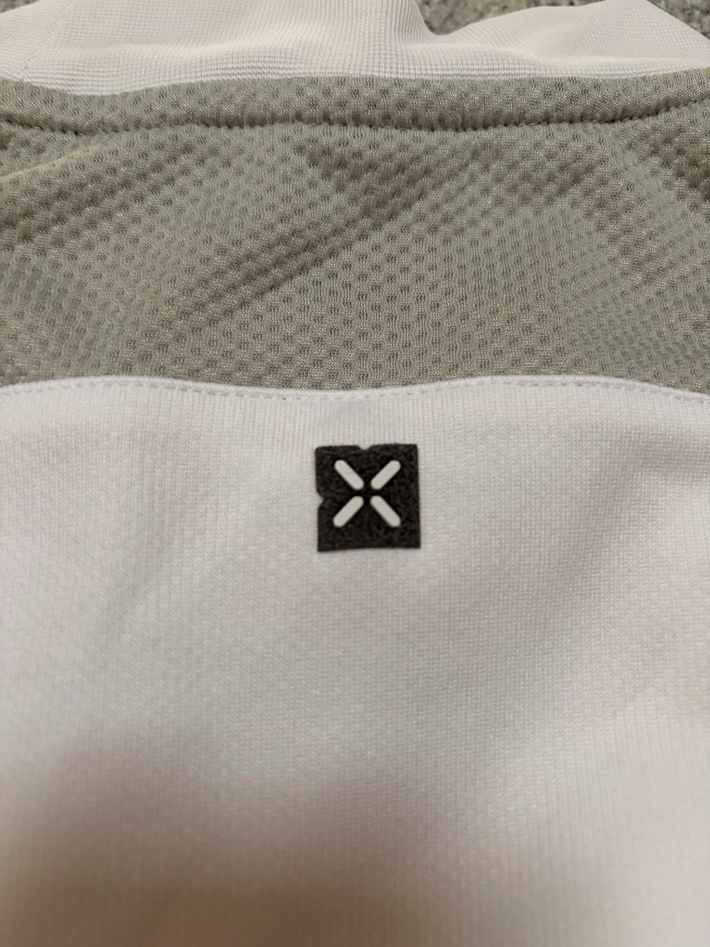 Vintage Early 2000s Nike Sphere White & Grey Tee