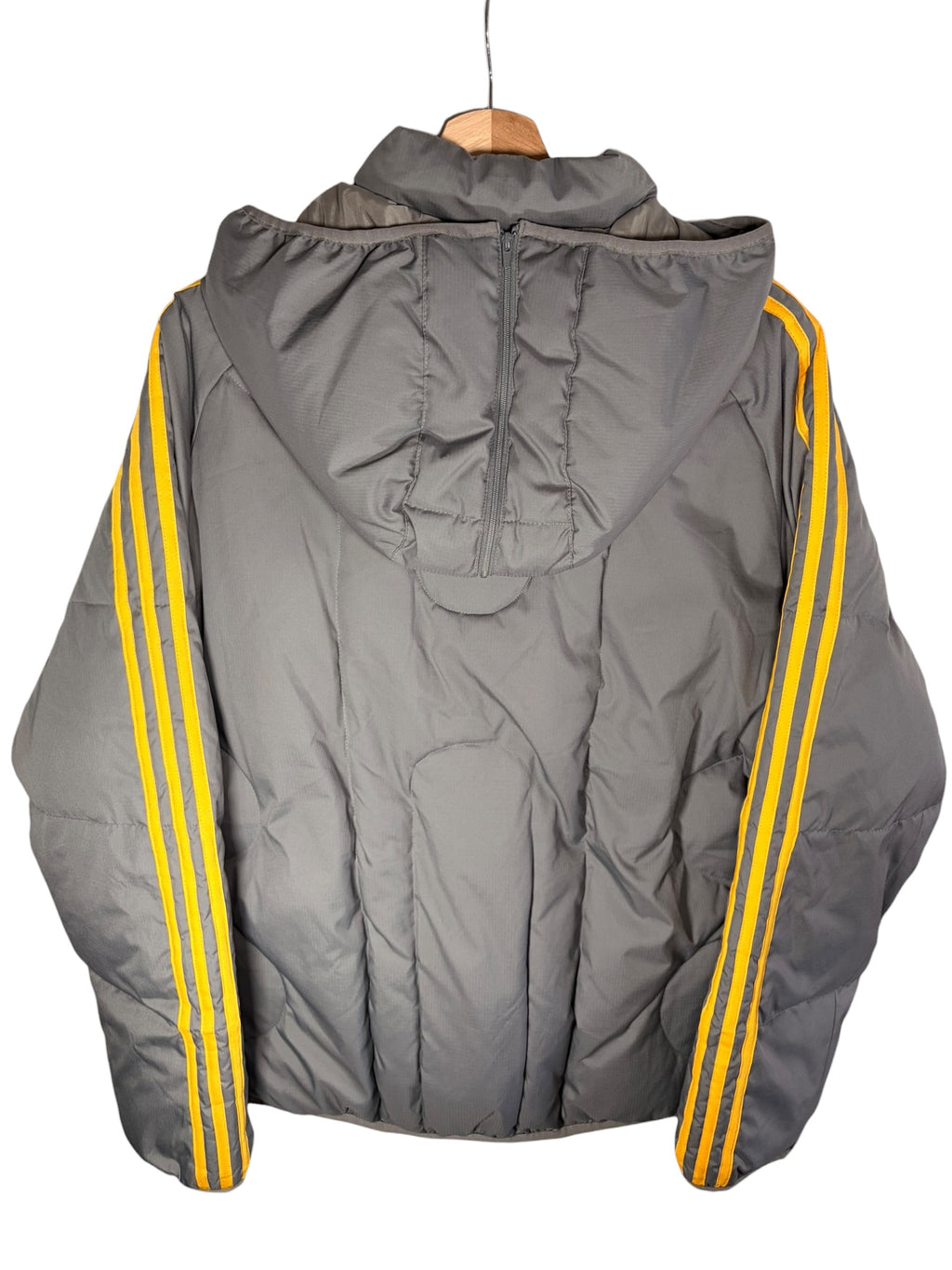 Adidas Vintage Grey & Yellow Trim Lined Puffer Coat