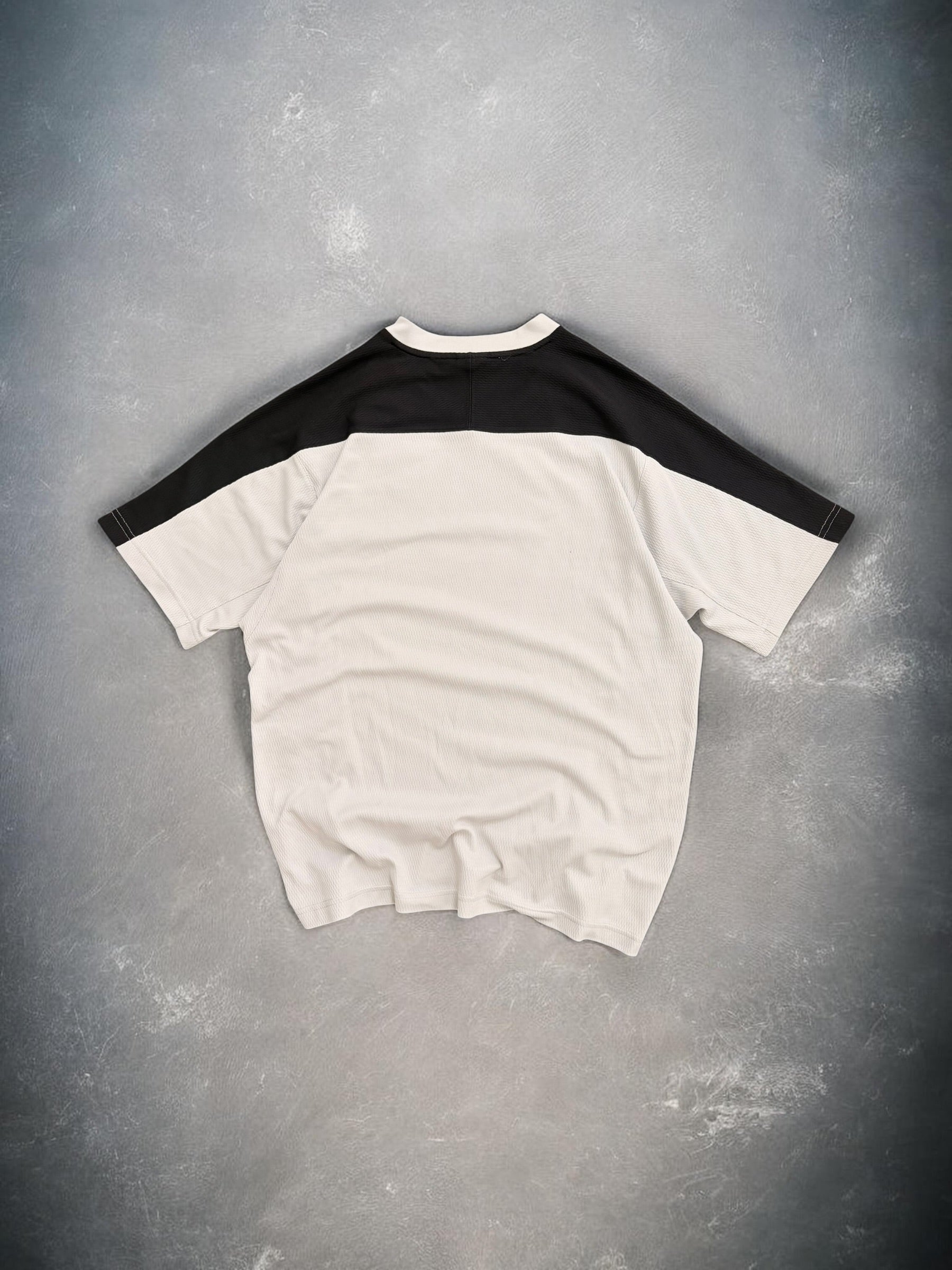 Nike Sphere Dry 2000s Panelled Grey Tee
