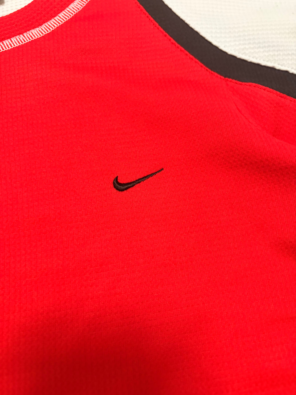 Nike Sphere Dry 2000s Panelled Red White Black Tee