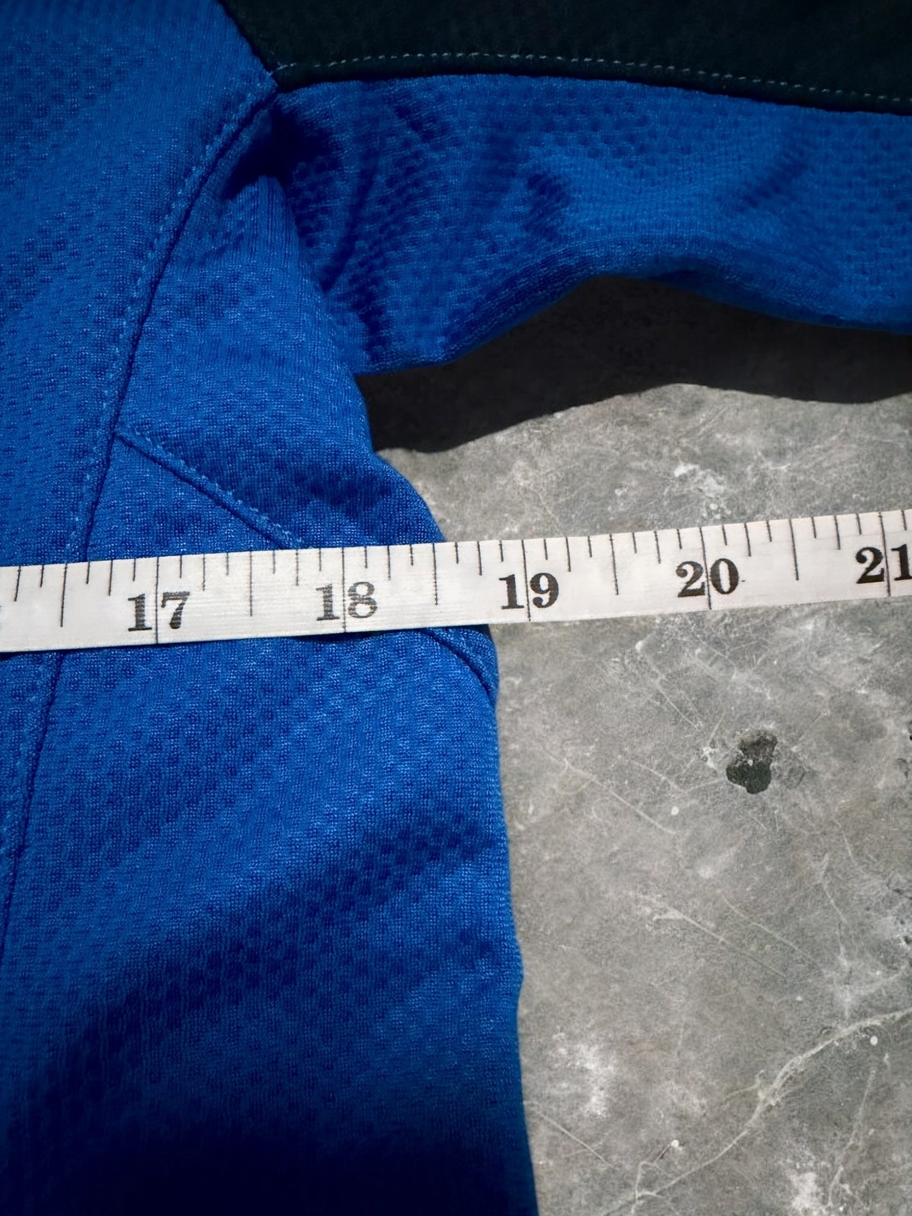 Vintage Y2K Nike Sphere Dry Panelled T-Shirt