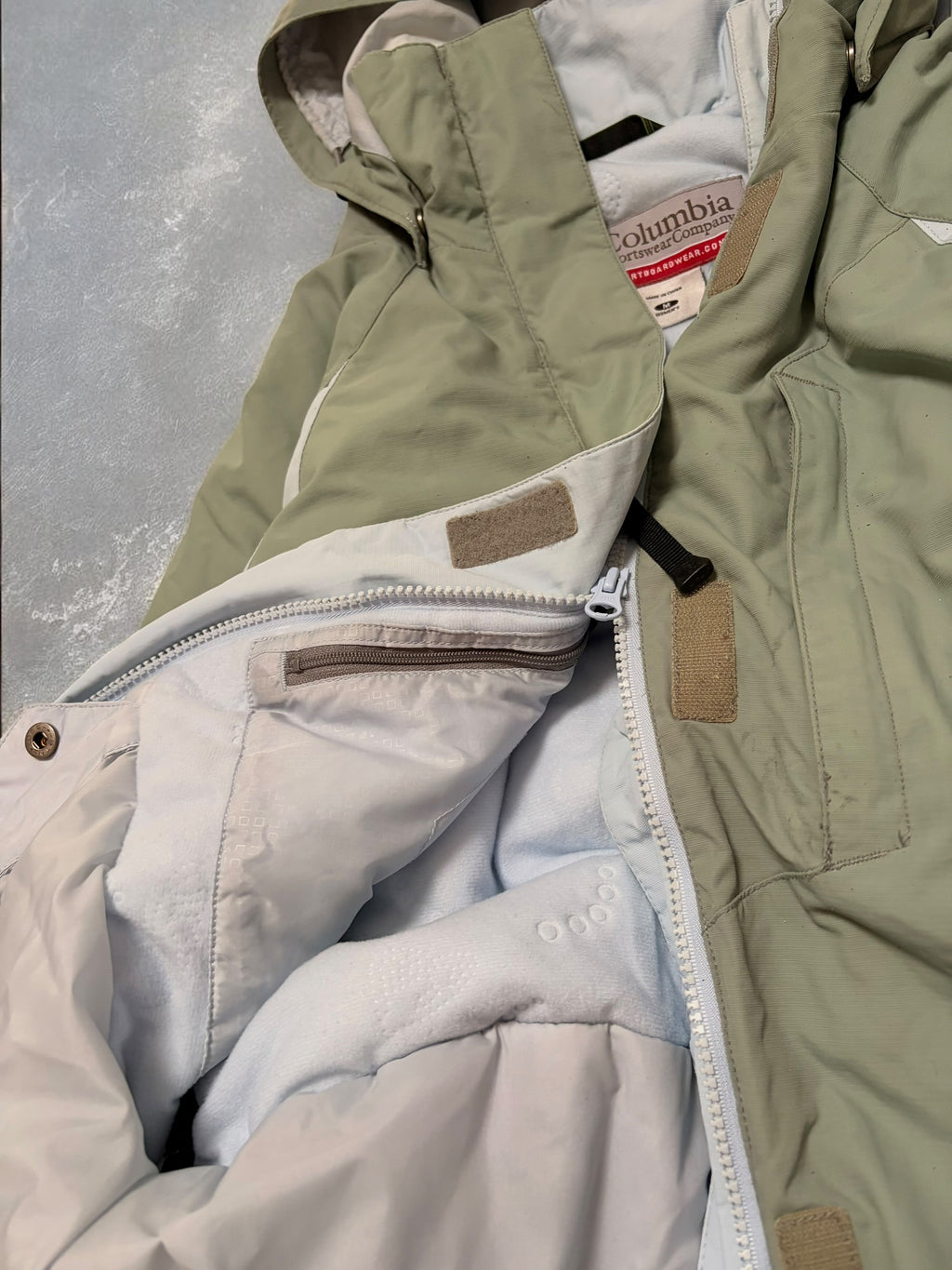 Vintage Columbia Beige & Brown Technical Ski Jacket