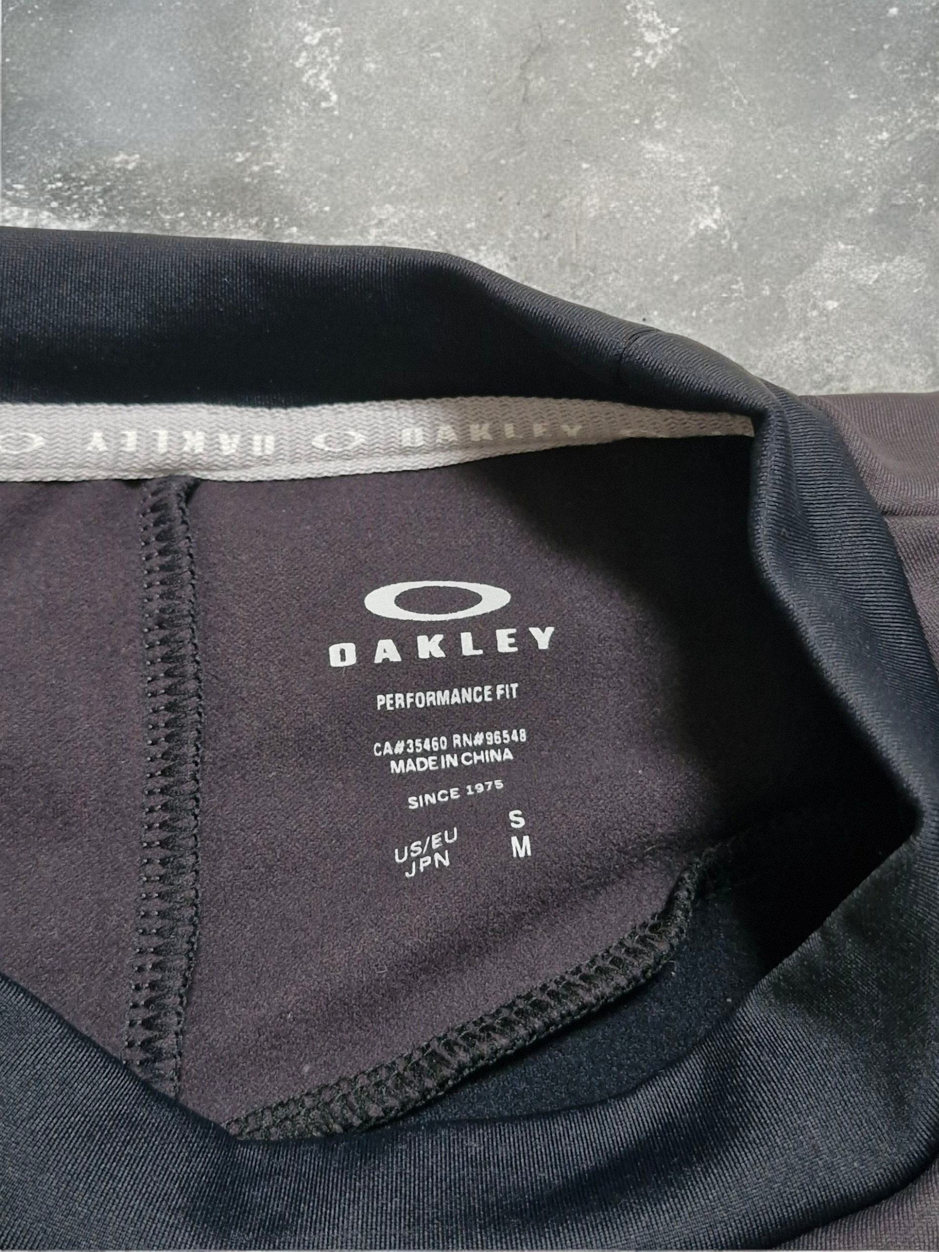 Oakley Vintage Black Centre Logo Technical Jumper