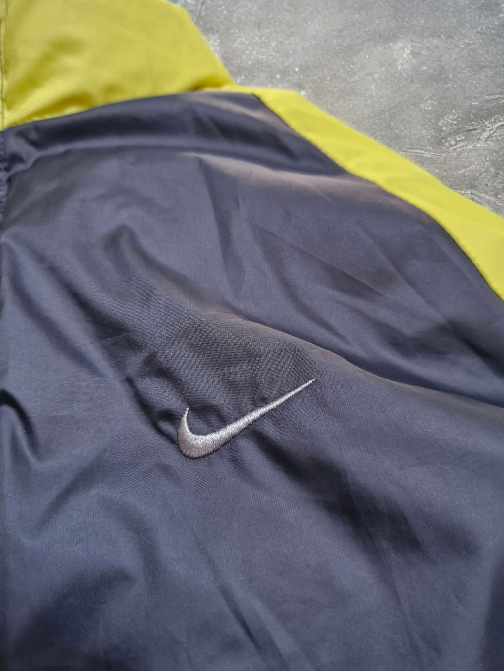 Nike Vintage Y2K Grey & Yellow Reversible Trim Lined Puffer Coat