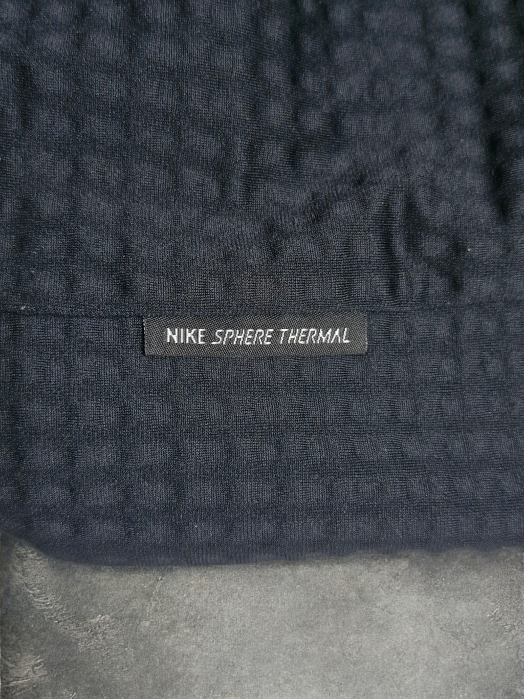 Nike Sphere Thermal Black, Grey & Neon Heavyweight Thermal Top