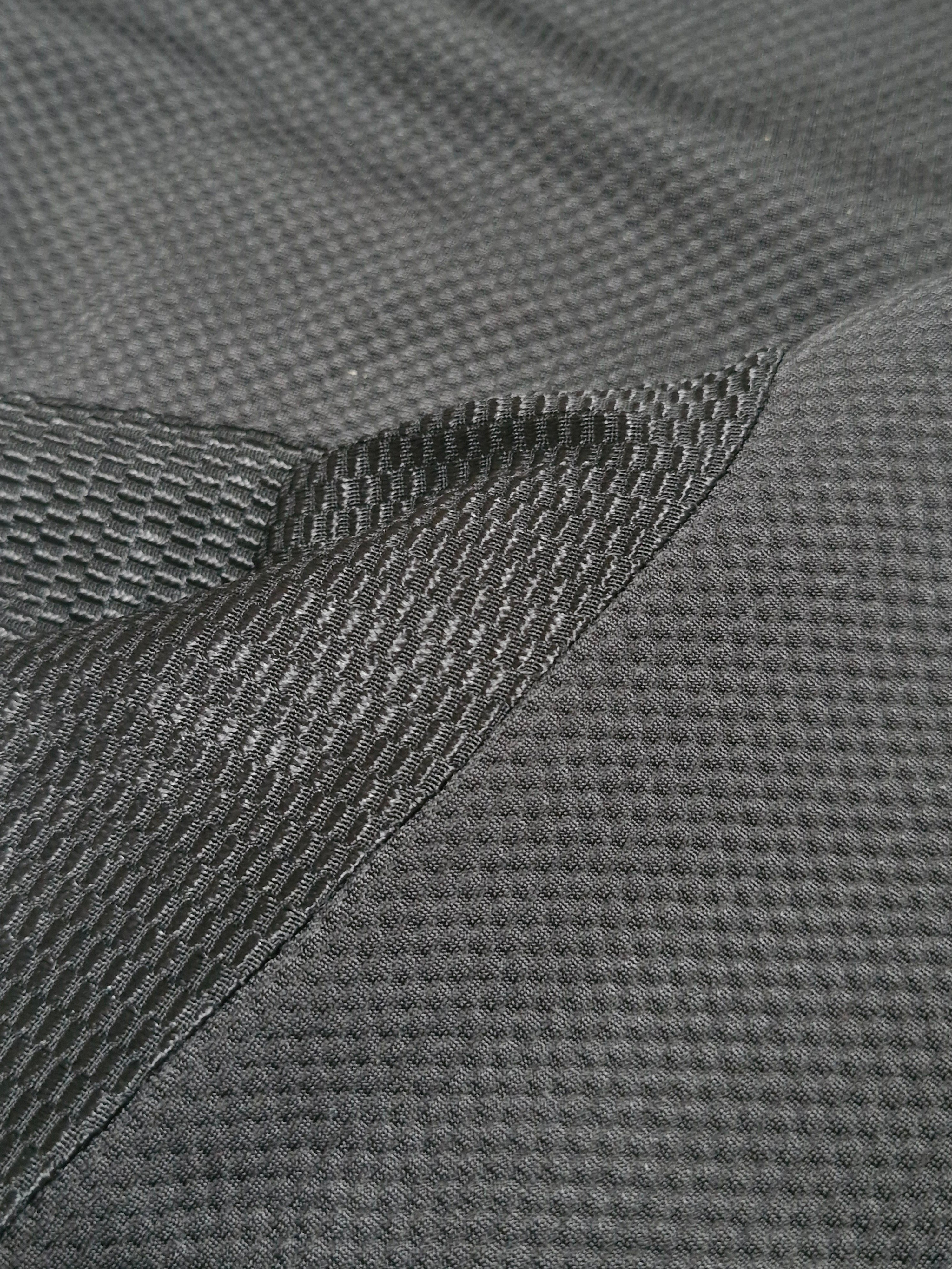 Nike Sphere Dry Black Trim Lined Tee