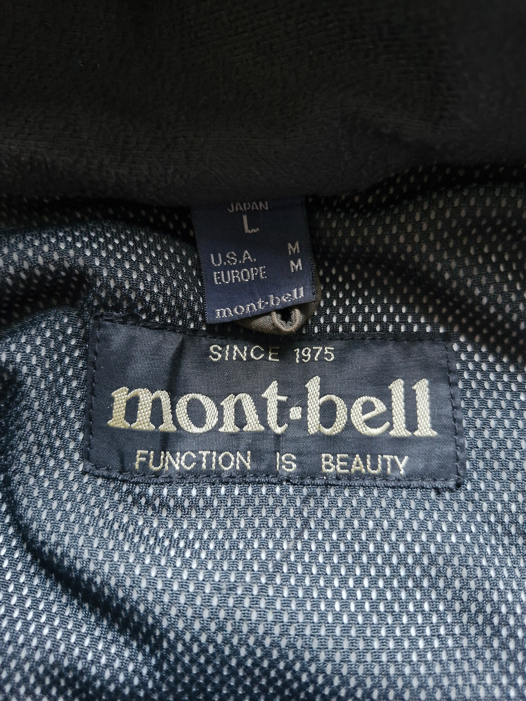 Montbell Black & Blue Goretex Ski Jacket