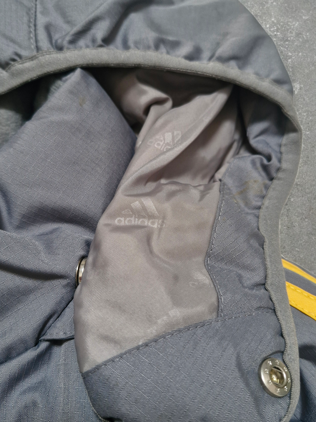 Adidas Vintage Y2K Grey & Yellow Trim Lined Technical Puffer Coat