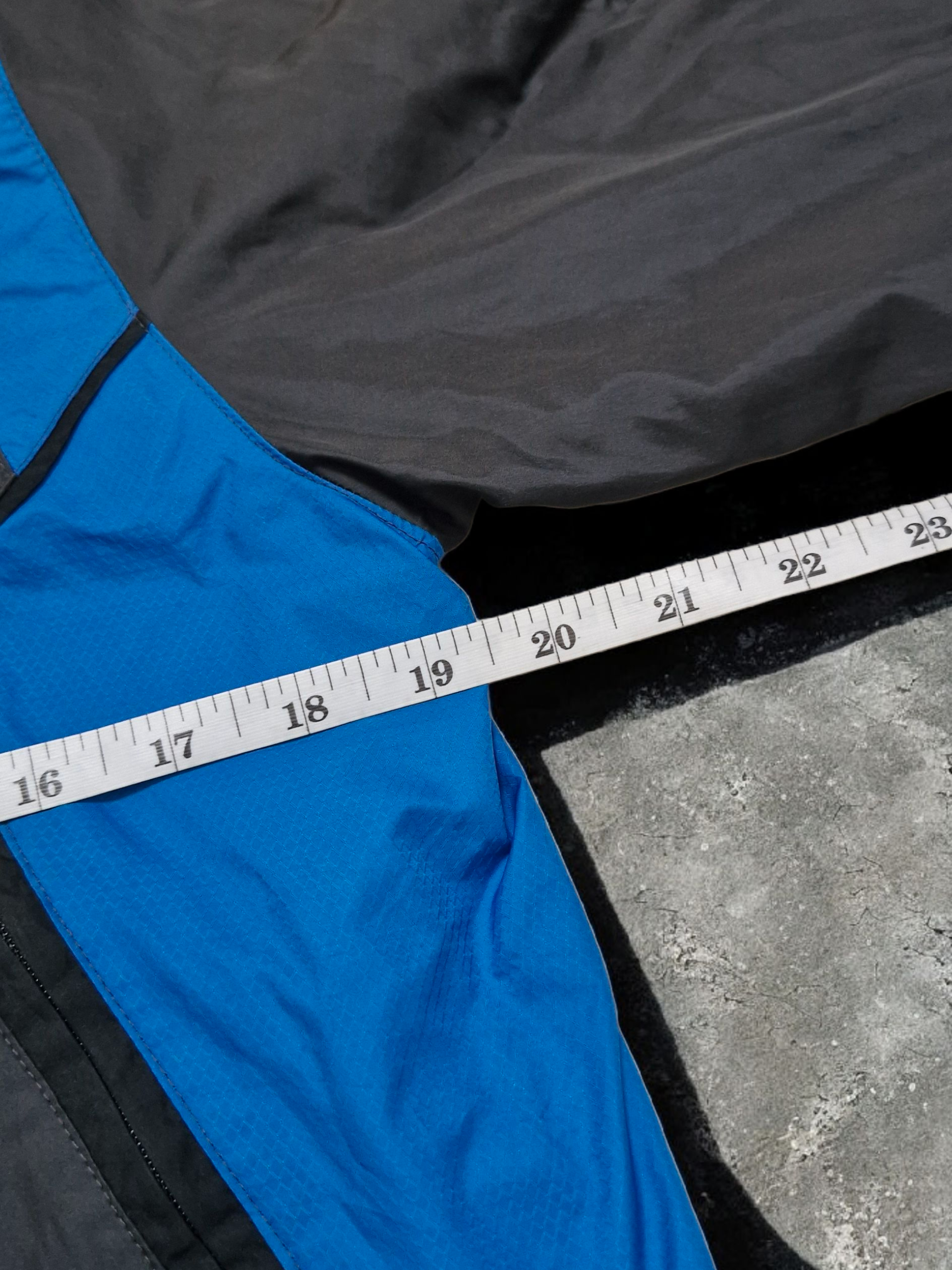 Nike Vintage Early 2000's Black & Blue Panelled Technical Jacket
