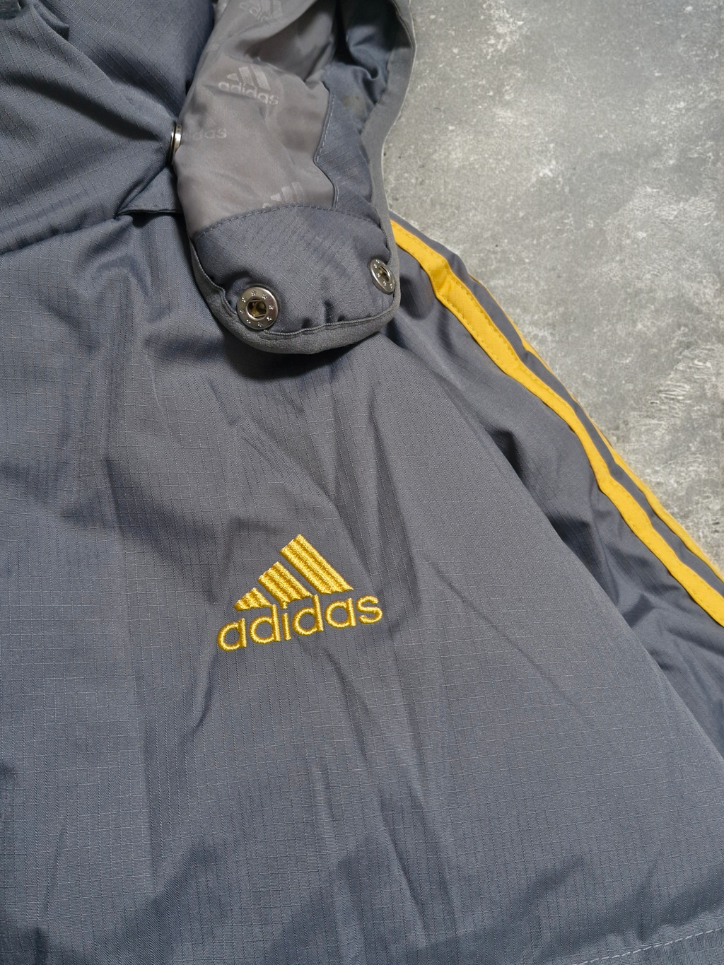 Adidas Vintage Y2K Grey & Yellow Trim Lined Technical Puffer Coat